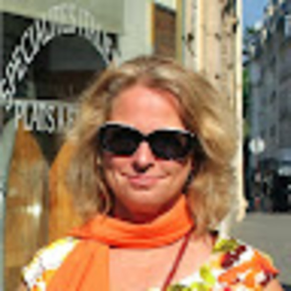 Meet your Posher, Dawn - Picture 1 of 1